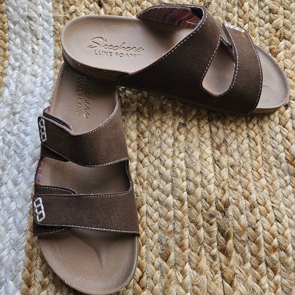 Sandals - Picture 2 of 4